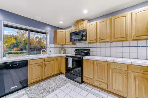 7067 Tucker Ln, Redding, CA 96002 photo 20