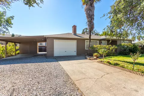 555 Markwood Dr, Redding, CA 96002 photo 1
