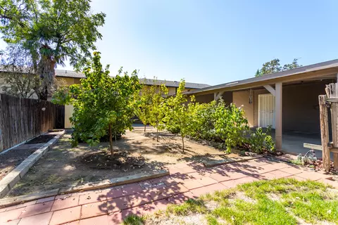 555 Markwood Dr, Redding, CA 96002 photo 17