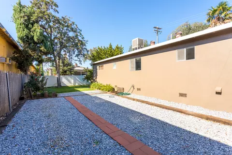 555 Markwood Dr, Redding, CA 96002 photo 16