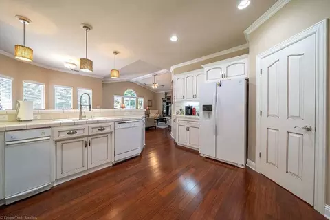 2560 Templeton Dr, Redding, CA 96002 photo 14