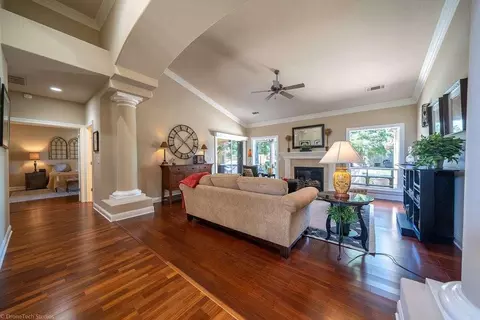 2560 Templeton Dr, Redding, CA 96002 photo 7