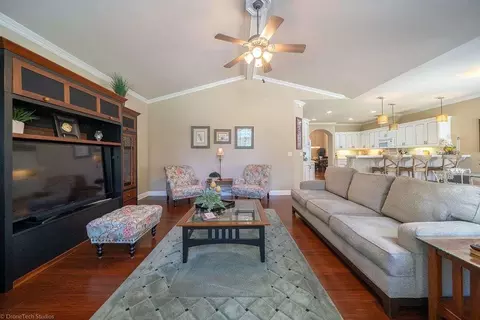 2560 Templeton Dr, Redding, CA 96002 photo 18