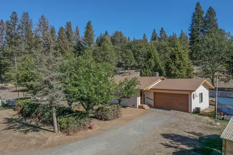 380 Big Crk, Hayfork, CA 96041 photo 3