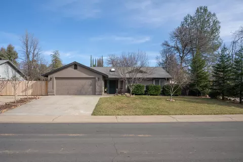 11437 Wales Dr, Redding, CA 96003 photo 1