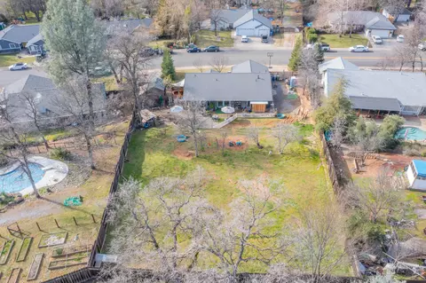 11437 Wales Dr, Redding, CA 96003 photo 38