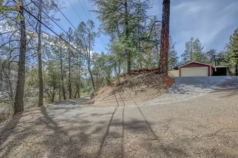 14914 Wonderland Blvd, Redding, CA 96003 photo 40