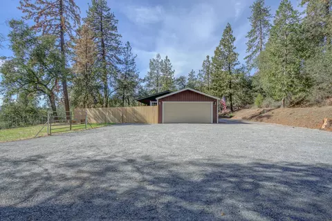 14914 Wonderland Blvd, Redding, CA 96003 photo 34