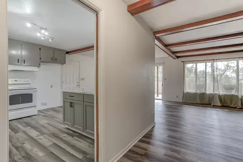 14914 Wonderland Blvd, Redding, CA 96003 photo 3