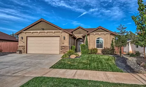 3378 Lemurian Rd, Redding, CA 96002 photo 2