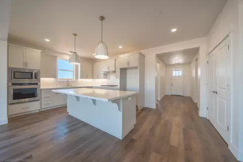 3072 Spencer Trl, Redding, CA 96002 photo 5