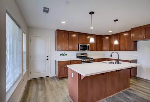4250 Waushara Ave, Redding, CA 96001 photo 4