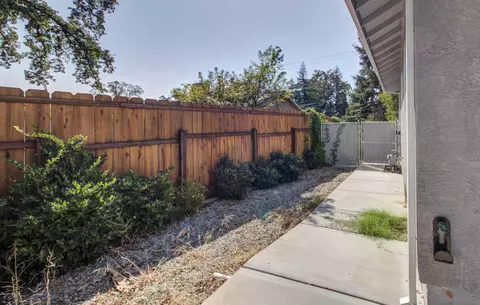 4250 Waushara Ave, Redding, CA 96001 photo 18