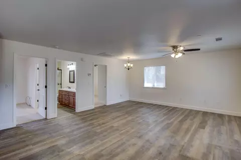 4250 Waushara Ave, Redding, CA 96001 photo 8