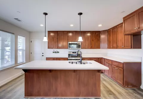 4250 Waushara Ave, Redding, CA 96001 photo 5
