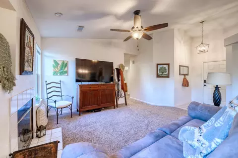 1929 Eddy Way, Redding, CA 96002 photo 3