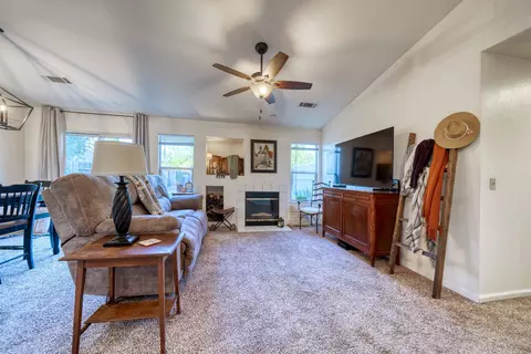 1929 Eddy Way, Redding, CA 96002 photo 4