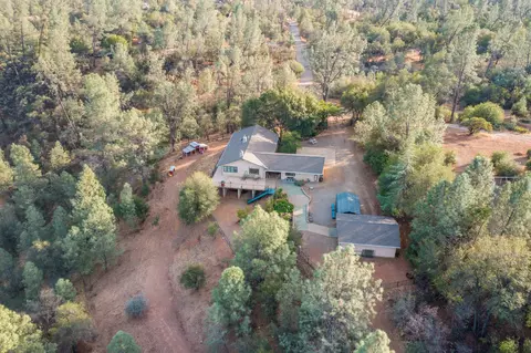 21508 Squaw Grass Trl, Redding, CA 96003 photo 36