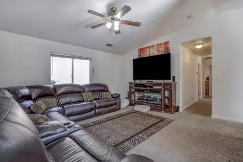 14833 Valley Vista Ct, Redding, CA 96003 photo 4