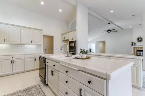 2344 Tradition, Redding, CA 96001 photo 9