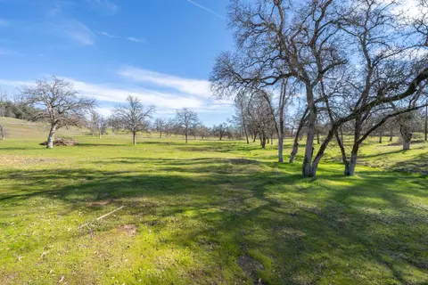 13707 Creek Trl, Redding, CA 96003 photo 40