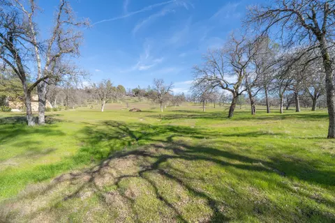 13707 Creek Trl, Redding, CA 96003 photo 38