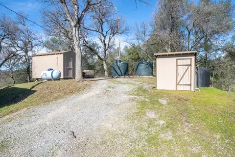 13707 Creek Trl, Redding, CA 96003 photo 21