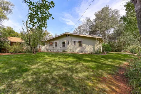 1800 7th St, Redding, CA 96001 photo 3
