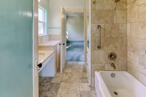 1800 7th St, Redding, CA 96001 photo 9
