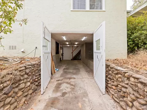1146 Olive Ave, Redding, CA 96001 photo 14