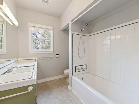 1146 Olive Ave, Redding, CA 96001 photo 11