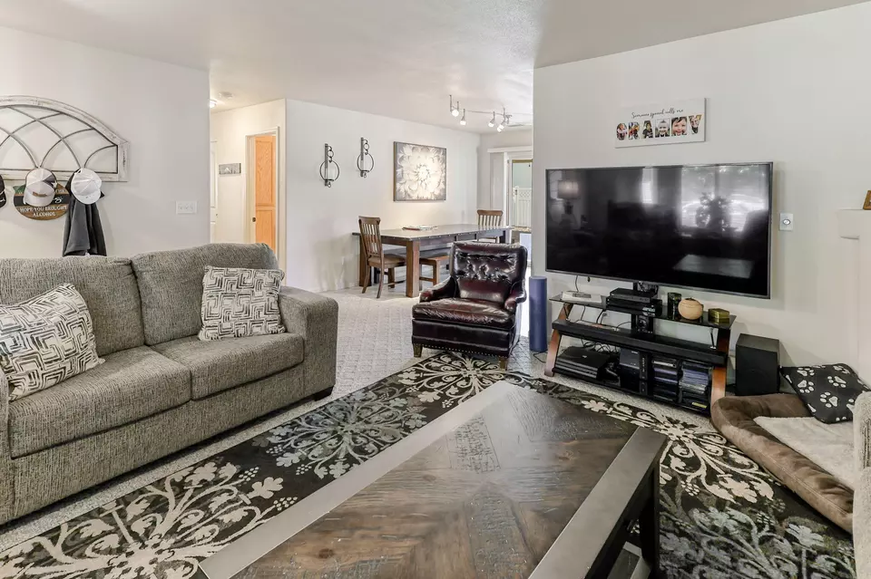  3619 Stingy Ln, Anderson, CA 96007 photo 9