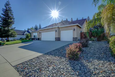 524 Castenda Dr, Redding, CA 96003 photo 41