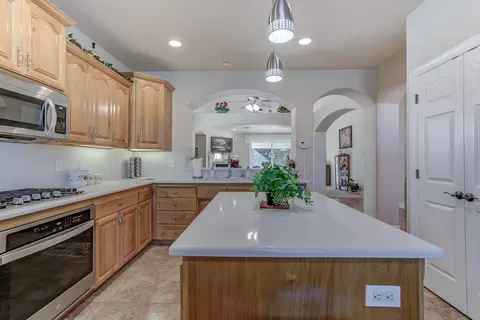 524 Castenda Dr, Redding, CA 96003 photo 19