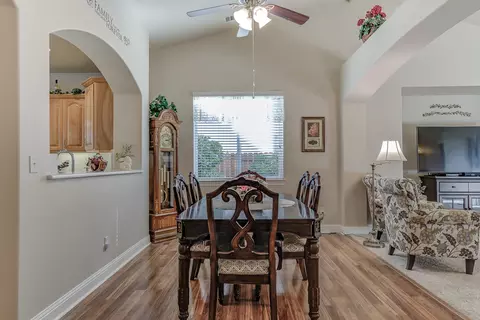 524 Castenda Dr, Redding, CA 96003 photo 9