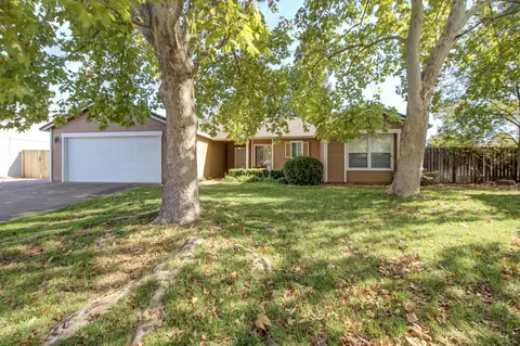 4385 Alexis Way, Redding, CA 96002 photo 3