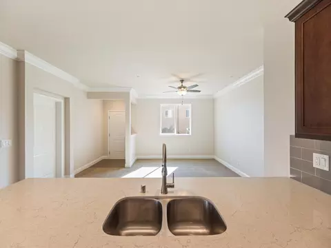 870 Congaree Ln, Redding, CA 96001 photo 11