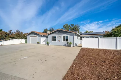 1025 Beltline Rd, Redding, CA 96003 photo 2