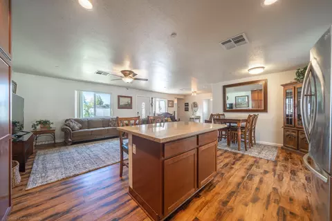 1025 Beltline Rd, Redding, CA 96003 photo 9
