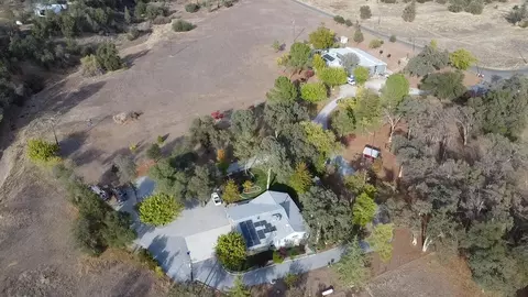 9010 Quail Valley Dr, Redding, CA 96002 photo 34