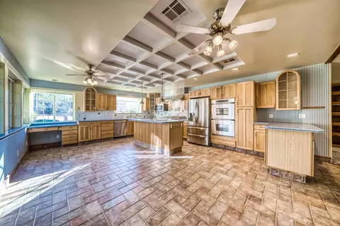 9010 Quail Valley Dr, Redding, CA 96002 photo 10