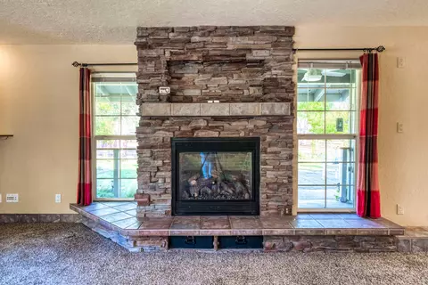 9010 Quail Valley Dr, Redding, CA 96002 photo 6
