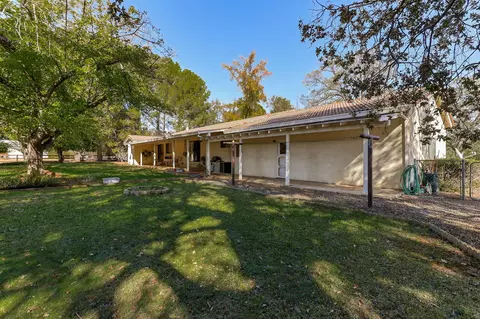 19909 Paso Robles Ave, Redding, CA 96003 photo 46
