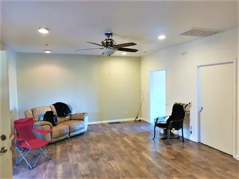 18318 View Point Dr, Anderson, CA 96007 photo 6
