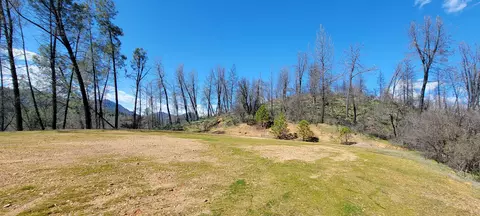 Tranquilo Ln, Redding, CA 96003 photo 2
