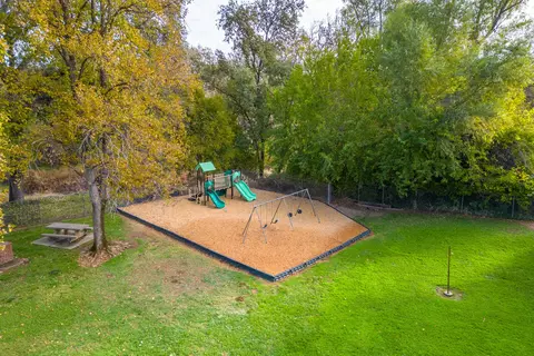 2836 Pernie Trl, Redding, CA 96001 photo 21