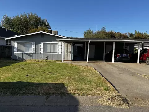 40-44 Byron Ave, Red Bluff, CA 96080