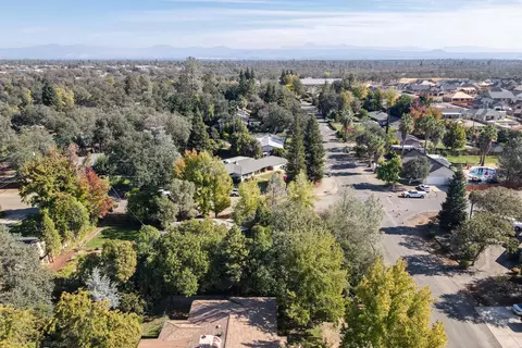 3432 Wimbledon Dr, Redding, CA 96002 photo 84