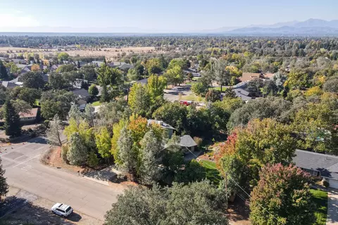 3432 Wimbledon Dr, Redding, CA 96002 photo 78