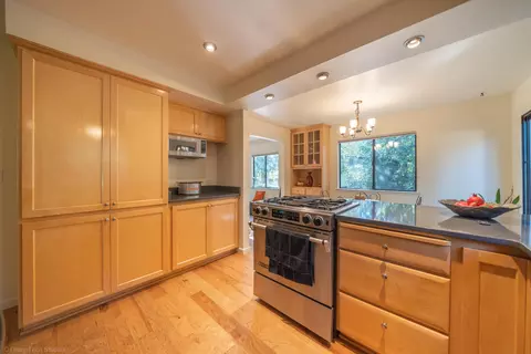 3432 Wimbledon Dr, Redding, CA 96002 photo 15